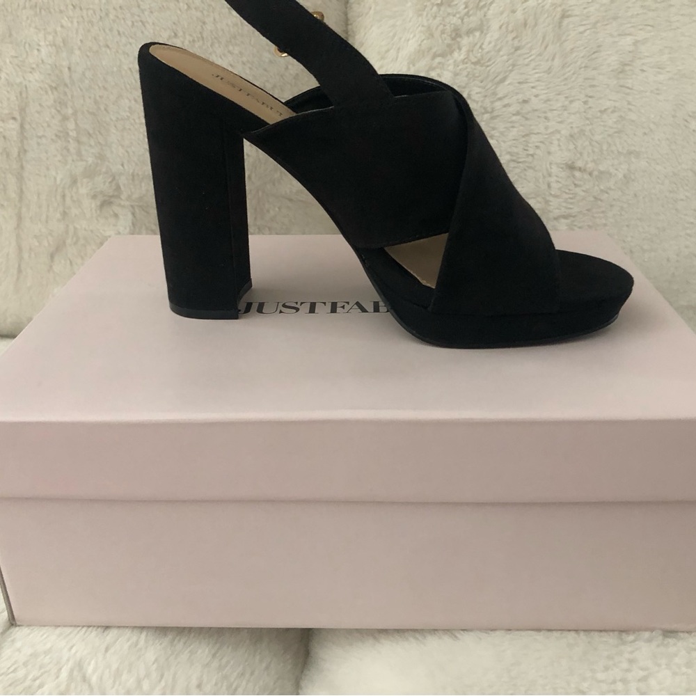 Just Fab Nastasia Black Platform Heels